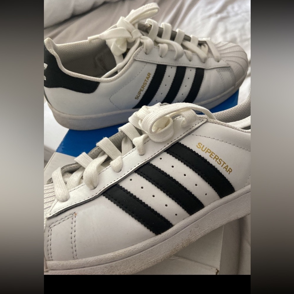 Adidas Superstar Kids size 5.5Y Original Black, White & Gold